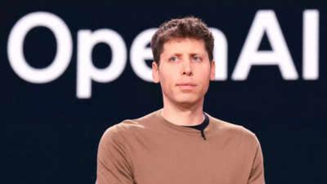 Sam Altman’s 2025 AI Predictions: A Revolution or Ruin?